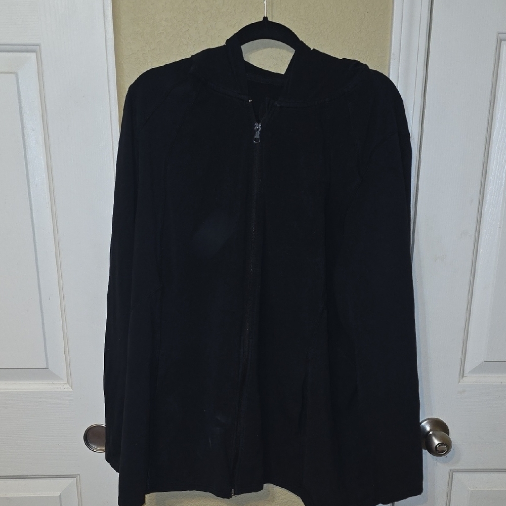 Elegant Black Hooded Cape for Women